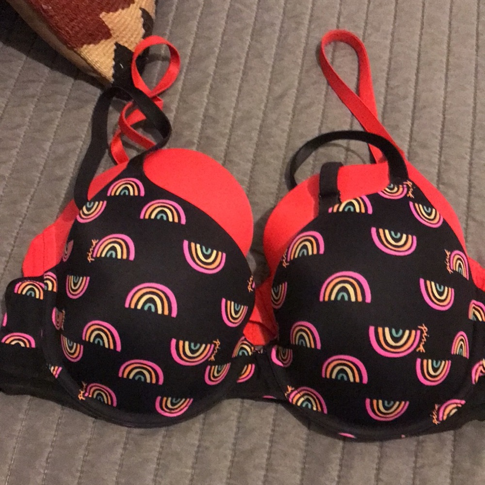 BUNDLE OF TWO PINK WEAR EVERYWHERE T-SHIRT LIGHTLY LINED BRAS